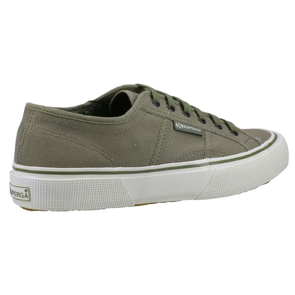 2490 BOLD Classic Sneakers