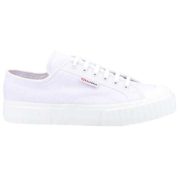 2630 Urban Classic – Sneaker With Side Stripe Design