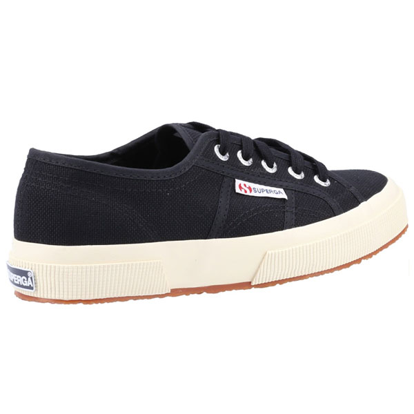2750 Cotu Classic