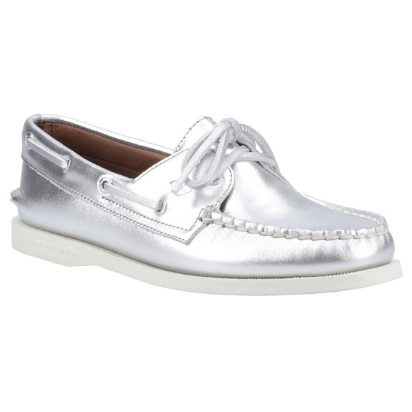 Authentic 2-Eye Classic Boat Shoe