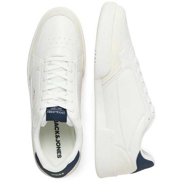 Bounce Round Toe Lace-Up Sneakers