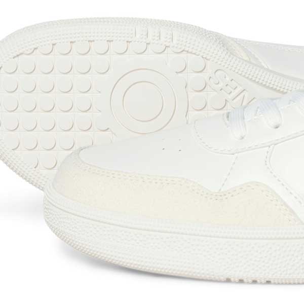 Bounce Round Toe Lace-Up Sneakers