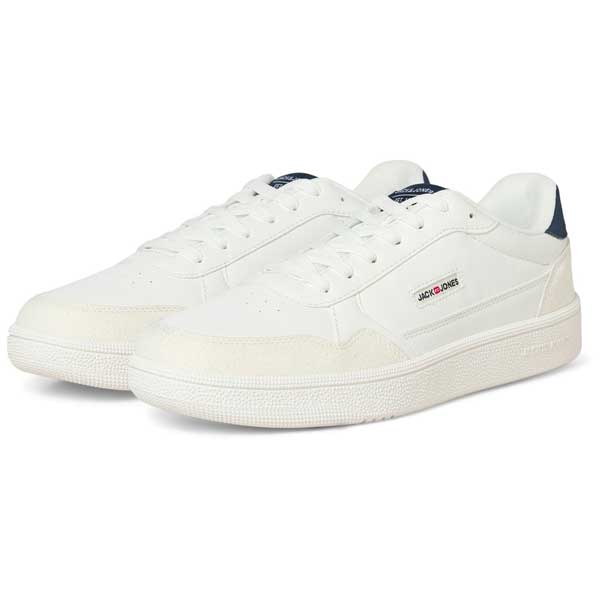 Bounce Round Toe Lace-Up Sneakers
