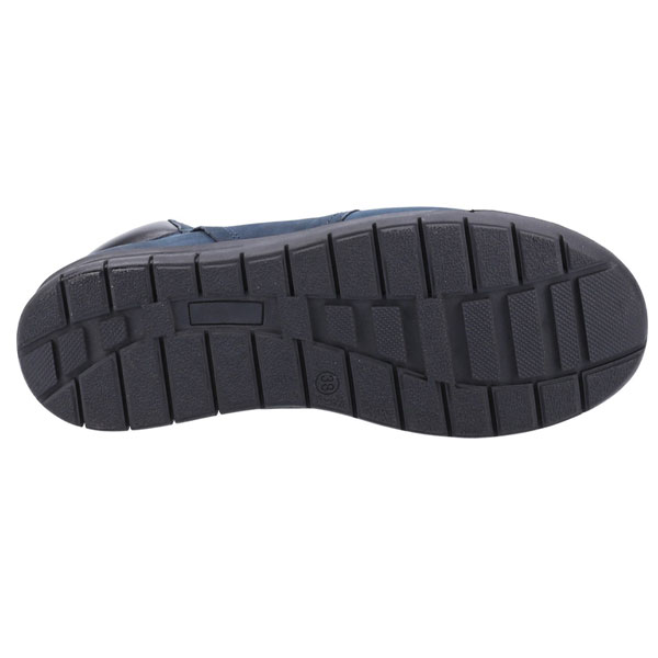 Carmen Simplistic Zip Boot with Comfort Sole