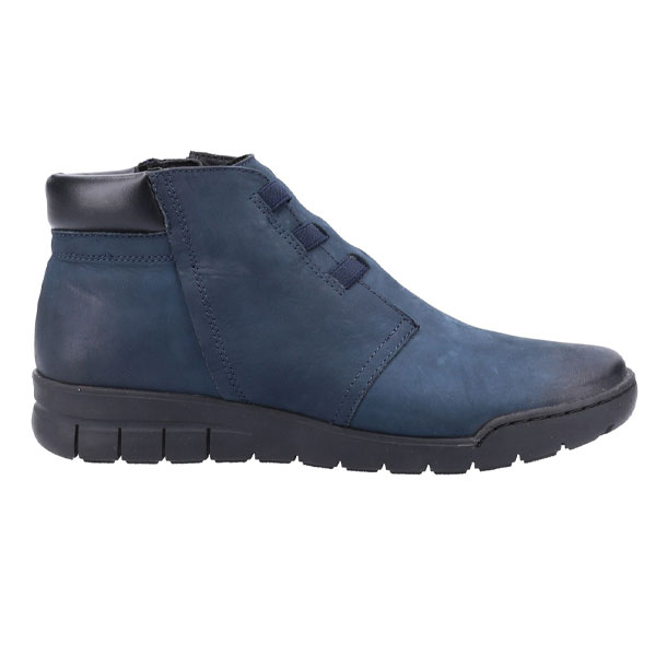 Carmen Simplistic Zip Boot with Comfort Sole