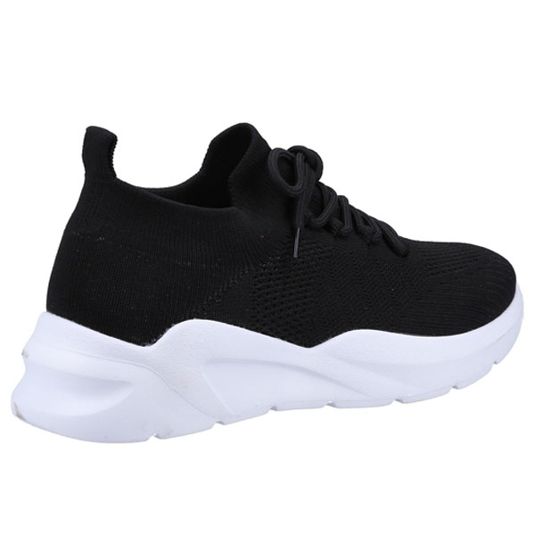Daisy Relaxed Fit Walking Shoes