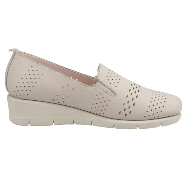 Dinah Travel Light Casual Shoe