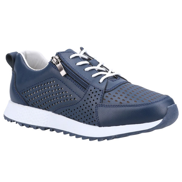 June Relaxed Fit Everyday Walkers