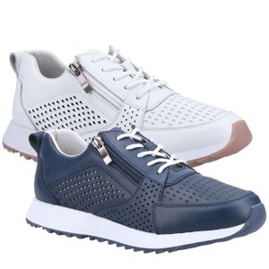June Relaxed Fit Everyday Walkers