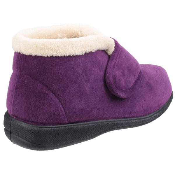 Levitt Easy-Care Lightweight Bootie Slipper