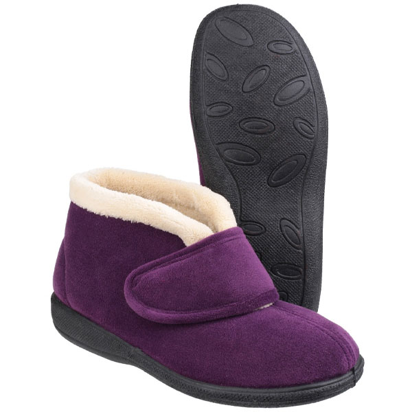 Levitt Easy-Care Lightweight Bootie Slipper