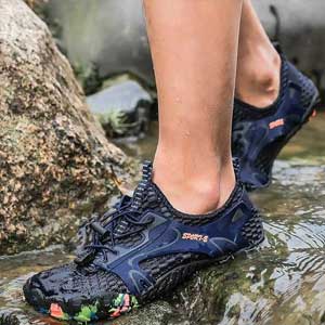 men’s beach footwear in the UK 