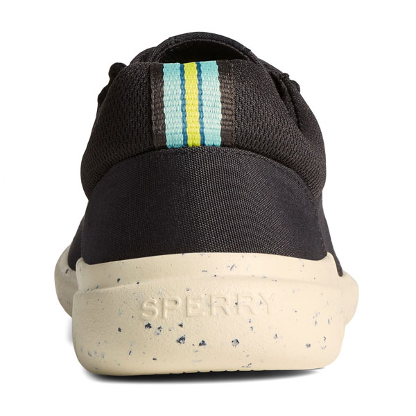 MOC Casual Shoe Made with SeaCycled Content