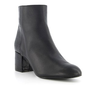 Oleah Black Textured Back Ankle Boots
