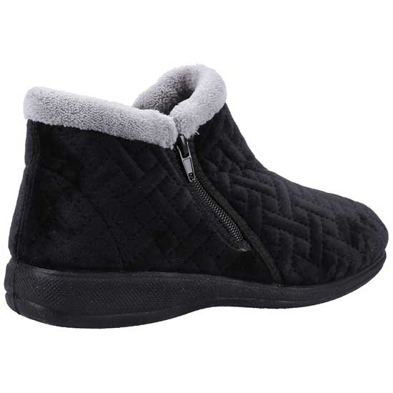 Perendale Slippers - Easy To Wear