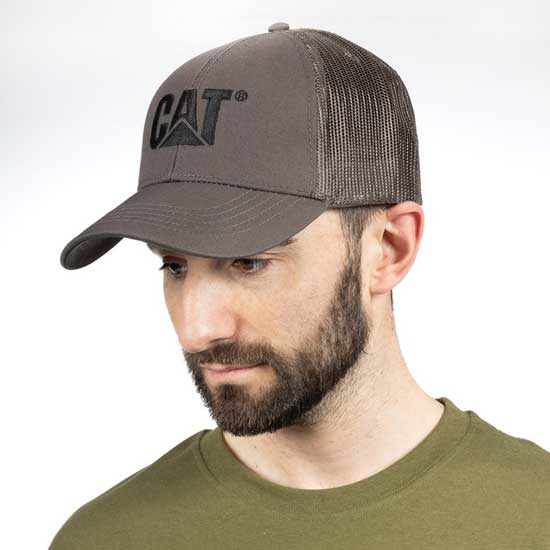 Sporty Snapback Cap with Mesh and Logo