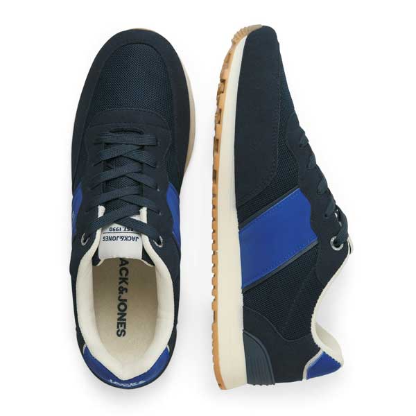 Spirit Runner Men’s Casual Round Toe Shoes