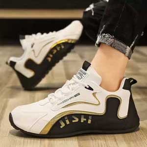 sports shoes for men, women in UK