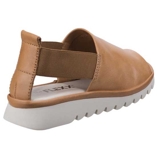 Wat Is Wav Vacchetta Leather Sandal
