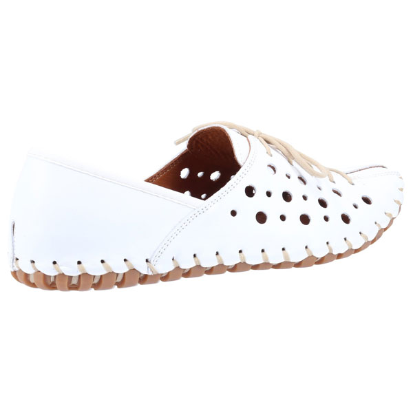 Zeta Relaxed Fit Casual Shoe